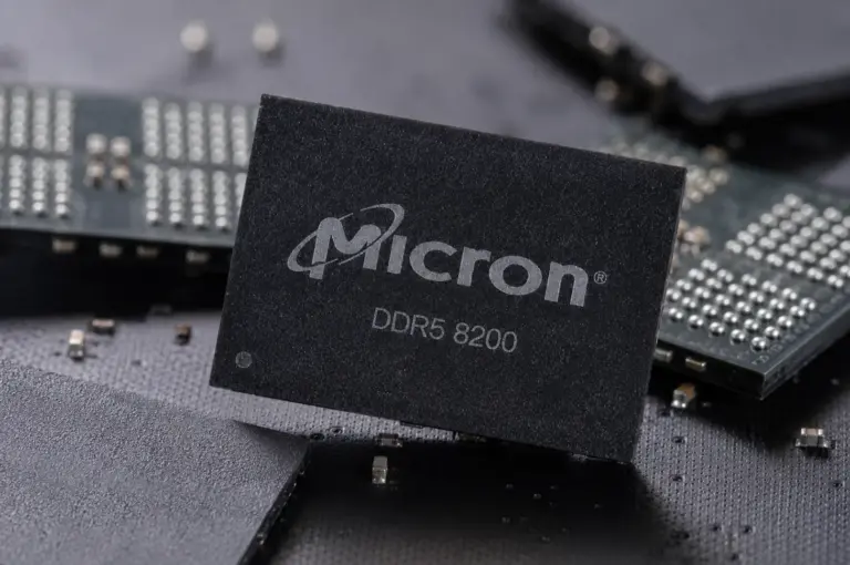 Micron stock falls 5%, why this analyst gave it a $3000 target price